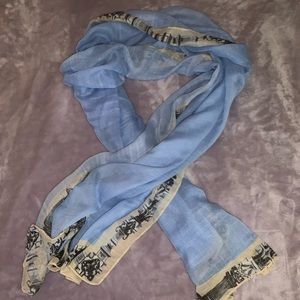 Scarf/shawl
